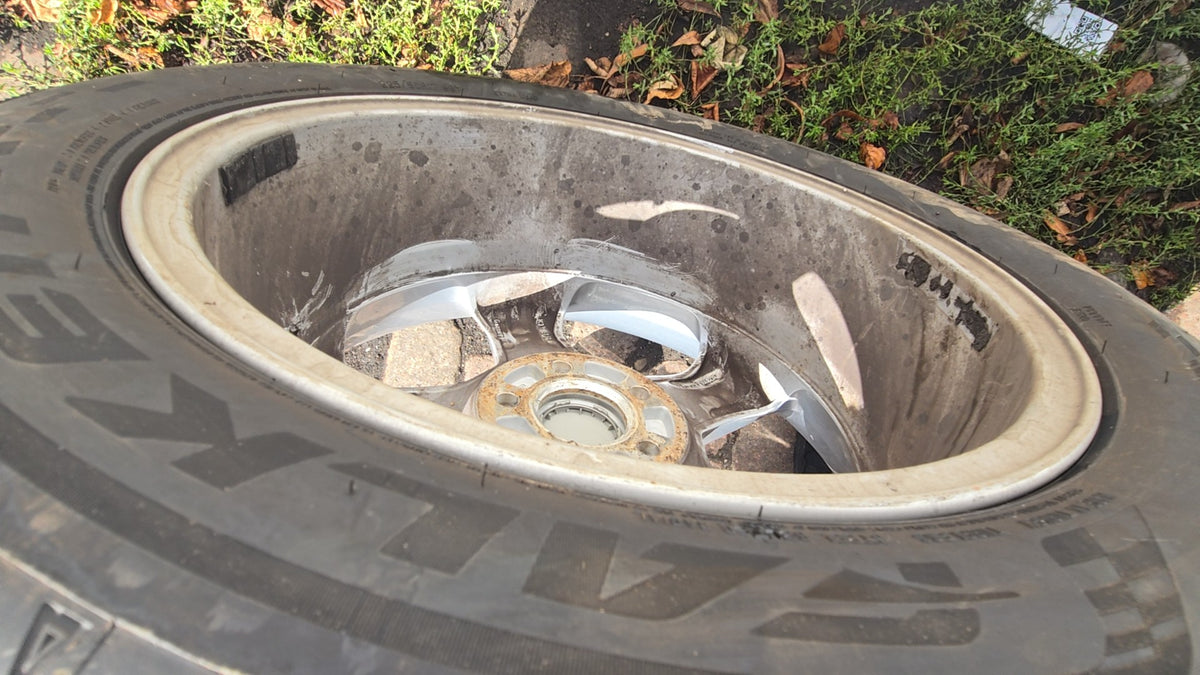 2007 Volvo V70 III 17" Alloy Wheel 31280052 225/50/17 5x108 — Genuine Used Part