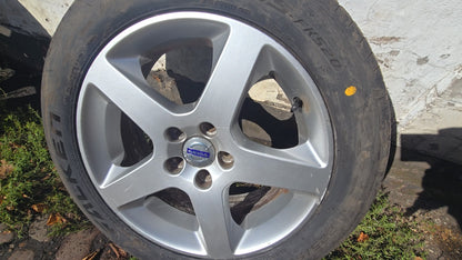 31280052 Genuine Volvo V70 III 18" Alloy Wheel 8J 5x108 ET55 225/50/17 Tyre 2008-2016