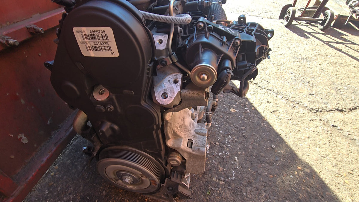 6906739 Volvo XC60 II B4 Mild Hybrid 1969cc Diesel Engine DK5KERS 2019-2023 — Complete Unit