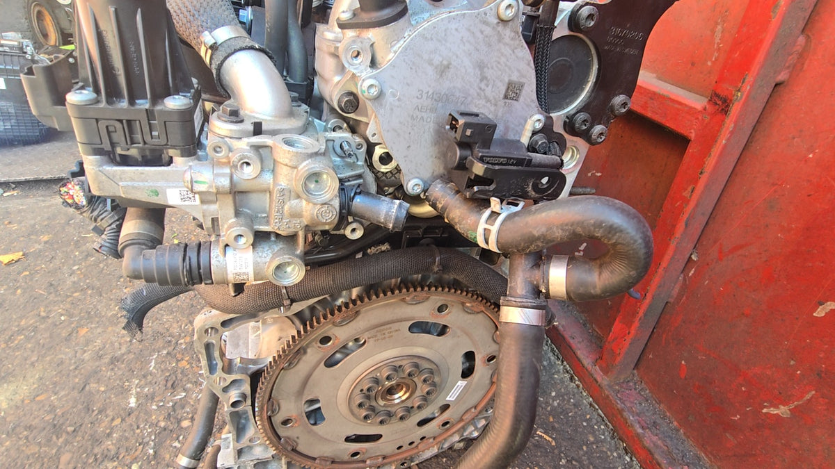 6906739 Volvo XC60 II B4 Mild Hybrid 1969cc Diesel Engine DK5KERS 2019-2023 — Complete Unit