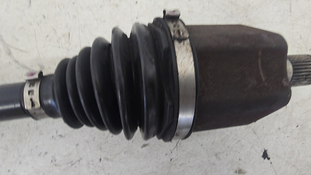 30783203 Volvo S80 Passenger Front Driveshaft 2007-2012 2.4 D5 Manual ABS