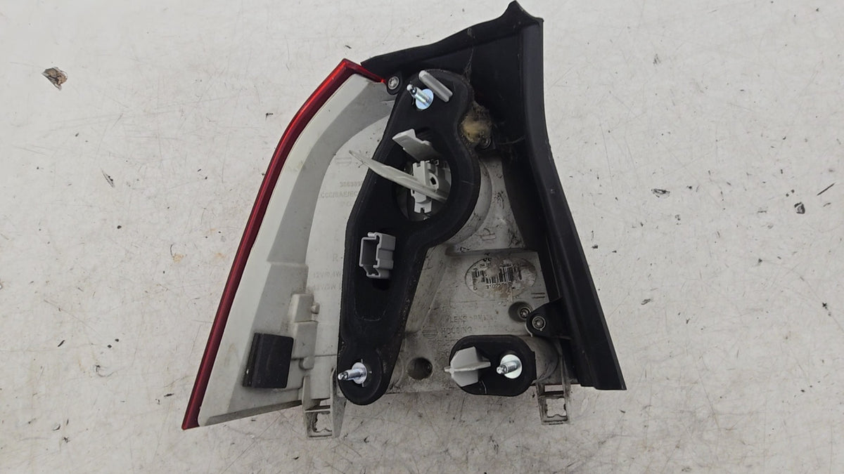 30698984 Volvo V70 III Rear Right Driver Side Tail Light 2007-2016 Genuine