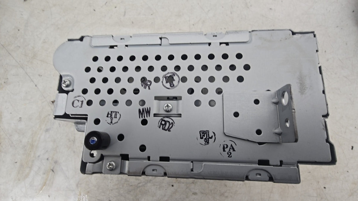 2007 Volvo V70 III S80 XC70 Radio CD Player 31210433 31210433AB 31215565 — Genuine, VRAC Grade A