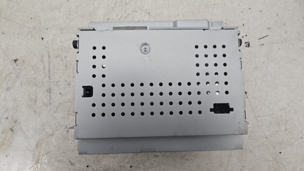 2007 Volvo V70 III S80 XC70 Radio CD Player 31210433 31210433AB 31215565 — Genuine, VRAC Grade A