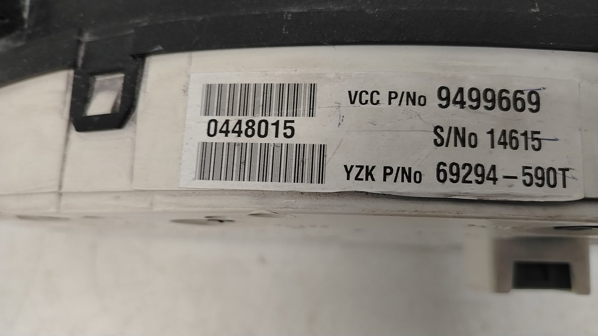 9499669 Volvo V70 D5 Instrument Cluster Speedo Clocks 2000-2004 2401cc Genuine Green Plug