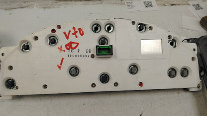 9499669 Volvo V70 Instrument Cluster Speedo Clocks 2000-2004 2401cc Diesel Automatic Genuine