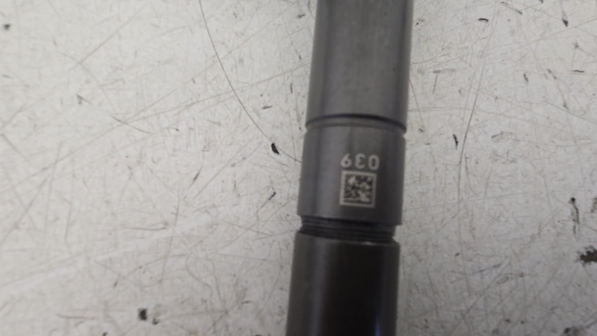 Genuine Volvo XC60 V60 Fuel Injector 31272690 0445116016 2400cc D5244T10 2009-2017