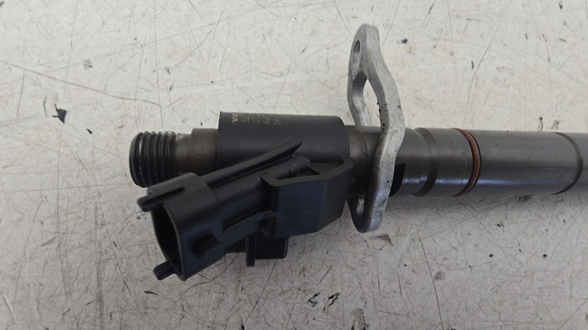2009-2017 Volvo XC60 Genuine Fuel Injector 31272690 D5244T10 2400cc Diesel