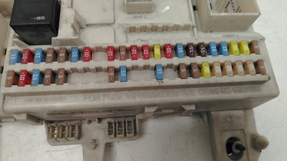 2004-2013 Volvo S40 CEM Central Electronic Module Fuse Box BCM 30728906 Genuine