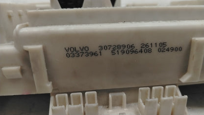 30765015 Volvo S40 CEM Central Electronic Module Fuse Relay Box 2004-2007 2.4 Petrol Automatic AWD
