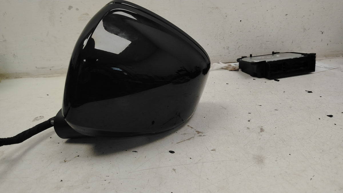 32368366 Volvo XC40 Ultimate Recharge EV AWD Passenger Left Door Mirror Onyx Black Power Fold BLIS 2018-2026