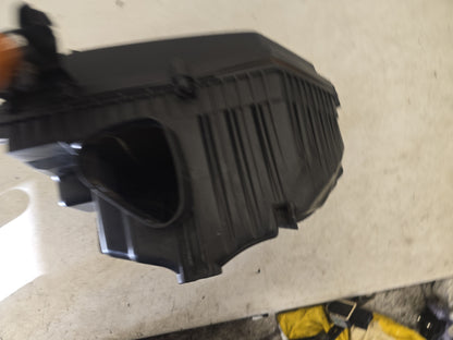 2012 Volvo V60 DRIVe Air Filter Housing 31274475 1560cc D4162T Diesel — Genuine