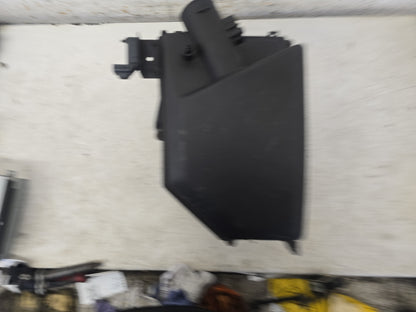 2012 Volvo V60 DRIVe Air Filter Housing 31274475 1560cc D4162T Diesel — Genuine