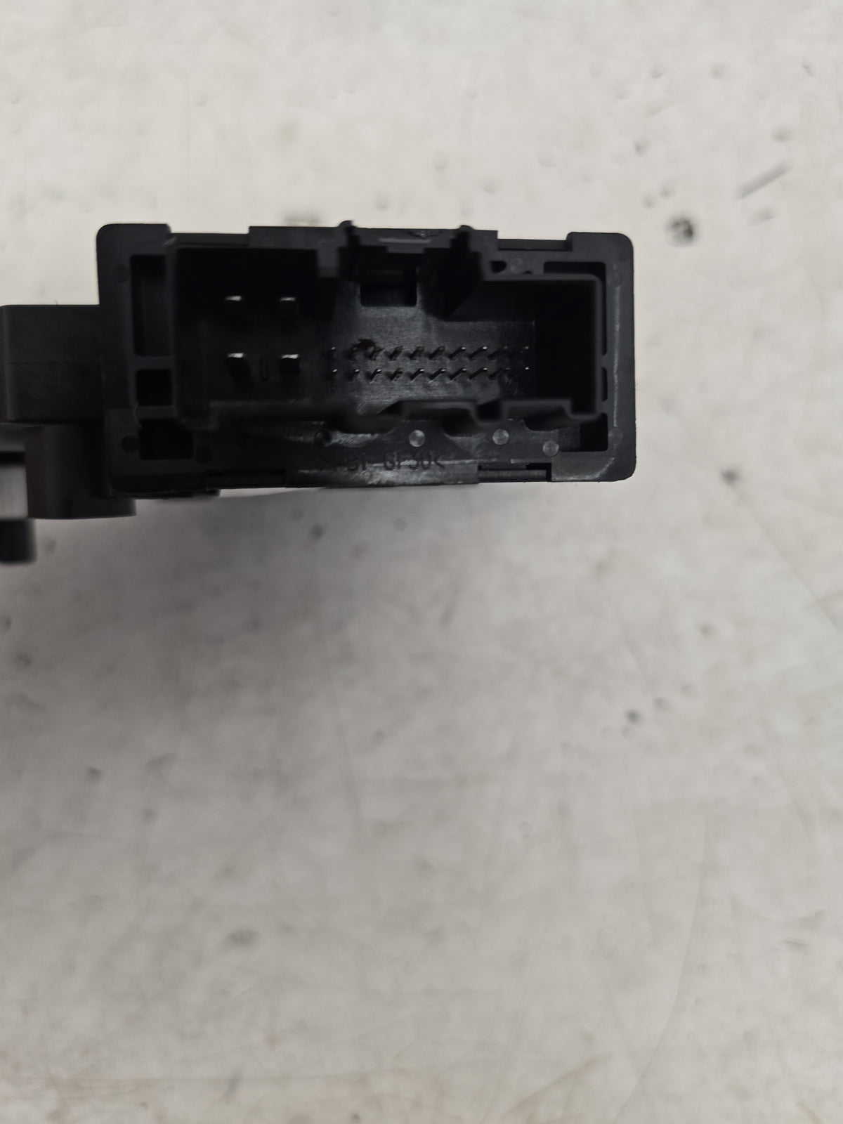 32283267 Volvo XC40 V90 Left Rear Window Regulator Motor 2017-2025 — Genuine, Grade A
