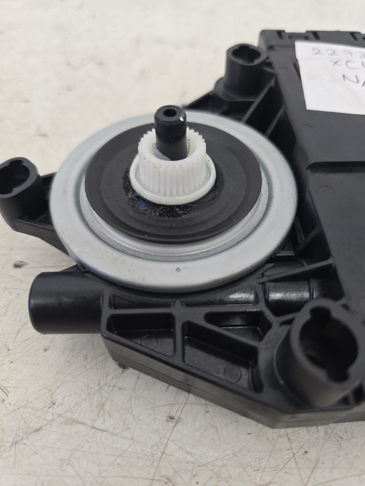 32283267 Volvo XC40 V90 Left Rear Window Regulator Motor 2017-2025 — Genuine, Grade A