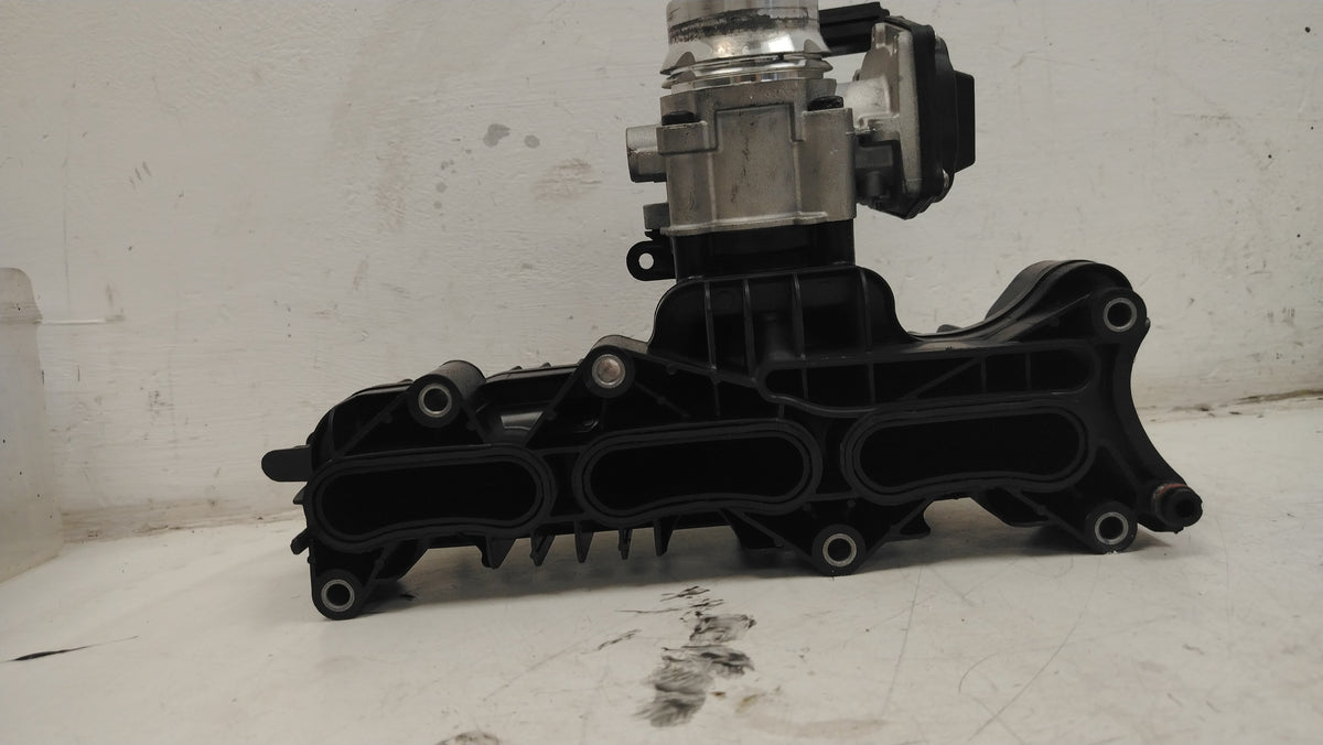 Volvo XC40 T3 Inlet Manifold 32257849 1477cc Petrol Automatic — VS Breakers Nottingham