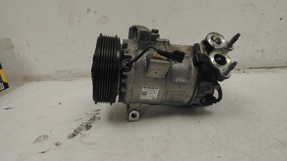 2018-2022 Volvo XC40 T3 Air Con Compressor 32260849 1477cc Petrol Automatic — Genuine