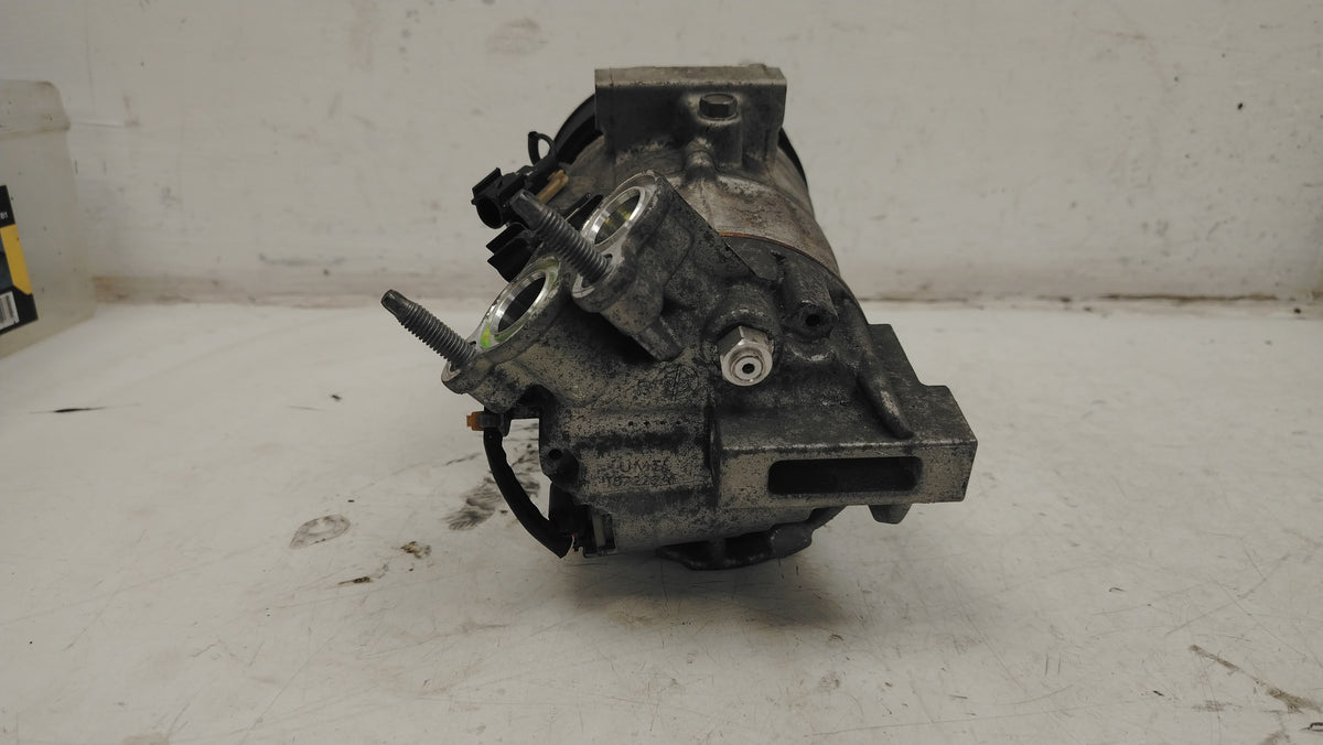 2018-2022 Volvo XC40 T3 Air Con Compressor 32260849 1477cc Petrol Automatic — Genuine