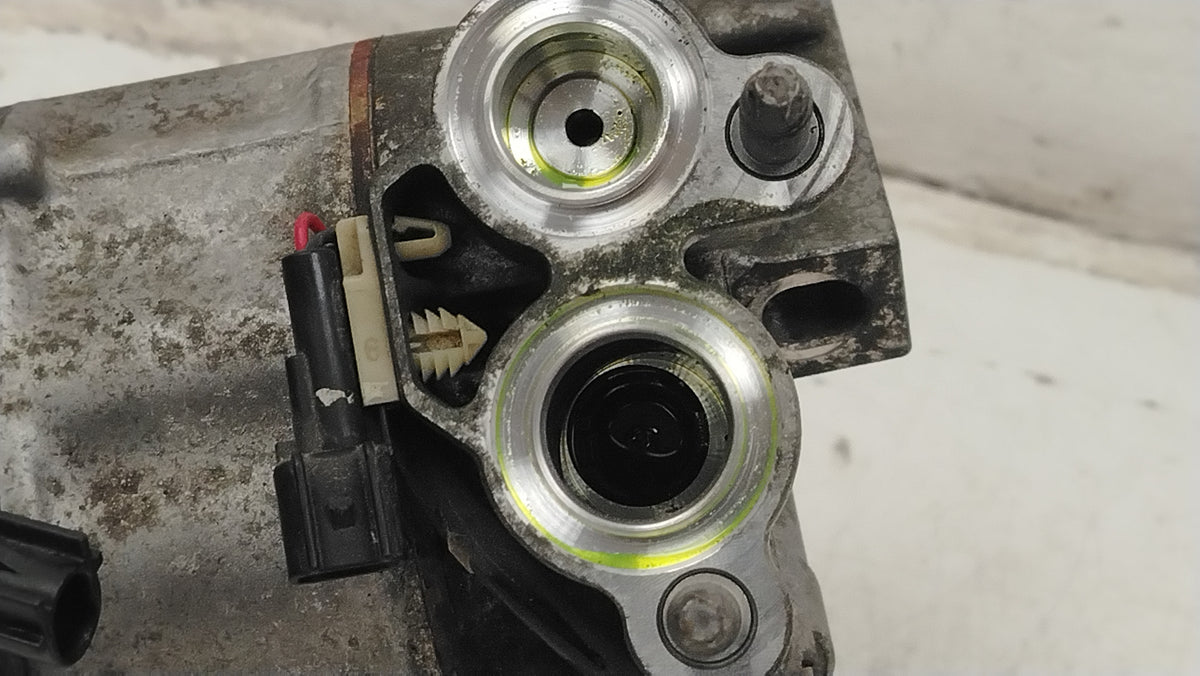 2018-2022 Volvo XC40 T3 Air Con Compressor 32260849 1477cc Petrol Automatic — Genuine