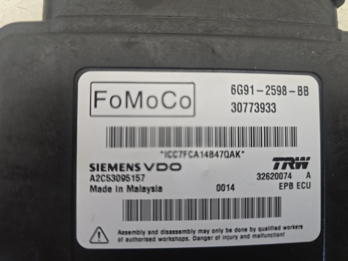 2008-2016 Volvo V70 III Electronic Handbrake Module 30773933 — Also Fits XC70 & S80