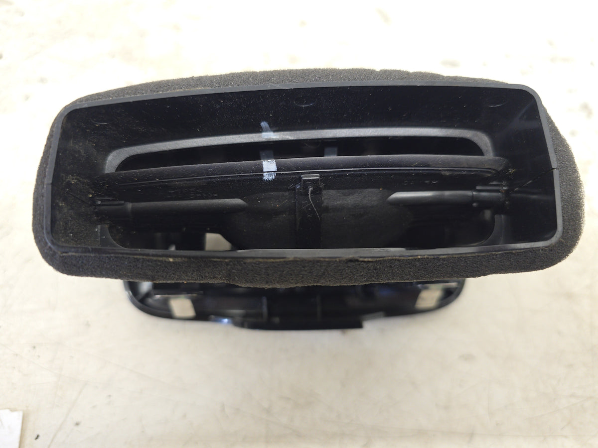 31442626 Volvo XC40 T3 Right Dashboard Air Vent 2015–2025 1477cc Petrol — Genuine, Grade A