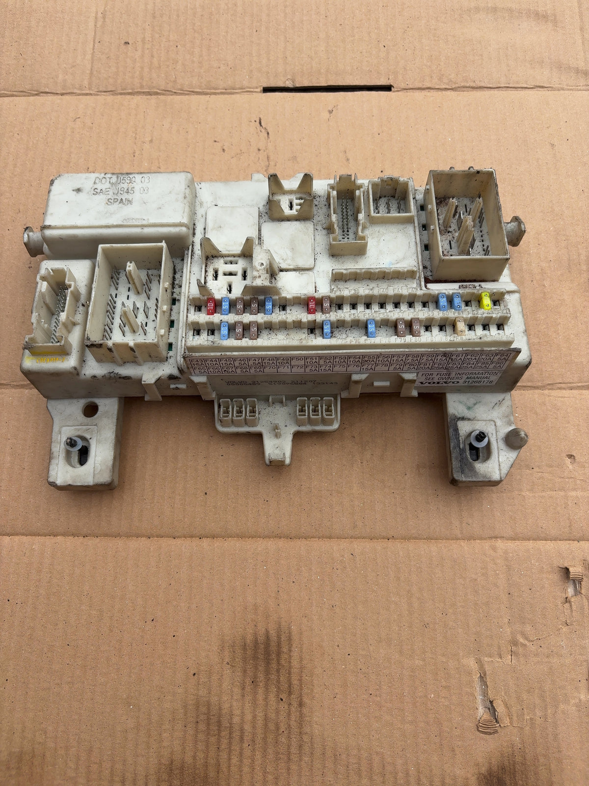2007-2009 Volvo C30 Central Electronic Module CEM 31254903 — Genuine, VRAC A