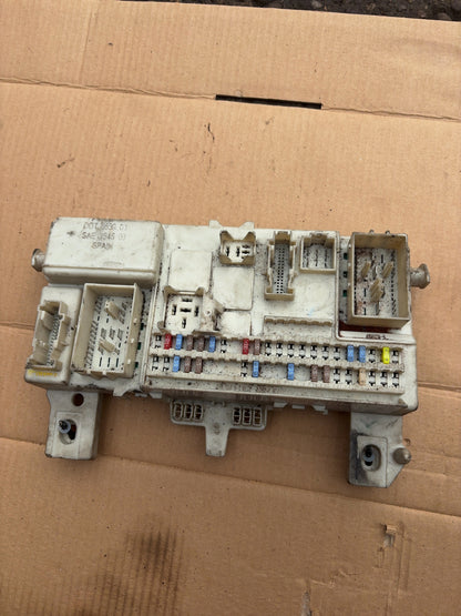 2007-2009 Volvo C30 Central Electronic Module CEM 31254903 — Genuine, VRAC A