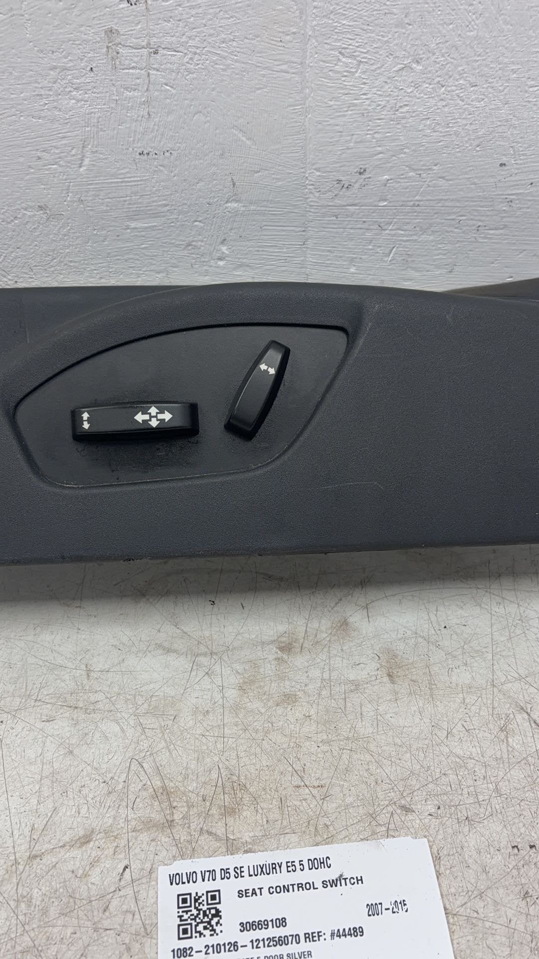 2008-2011 Volvo V70 Estate Seat Switch 30669108