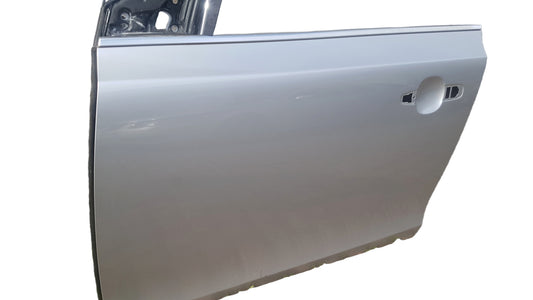 2015 Volvo V40 525 526 Left Front Passenger Door Silver 1596cc Petrol 1218065