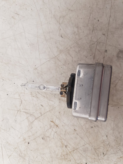 Volvo XC90 Xenon Bulb 9285 141 294 — photo 1