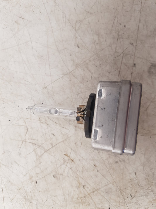 Volvo XC90 Xenon Bulb 9285 141 294 — photo 1