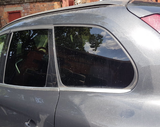 2009-2013 Volvo XC60 Left Rear Quarter Glass Dark Tint & Chrome Trim 788663 — VS Breakers