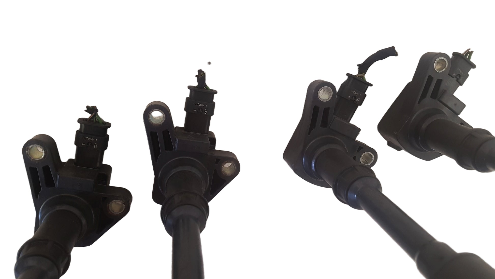 2012-2019 Volvo V40 T2 1.6 Petrol Ignition Coil Set 1218065 | VS Breakers Nottingham