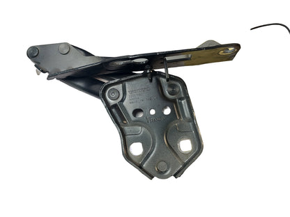2017-2025 Volvo XC40 536 Right Driver Bonnet Hinge 32297490