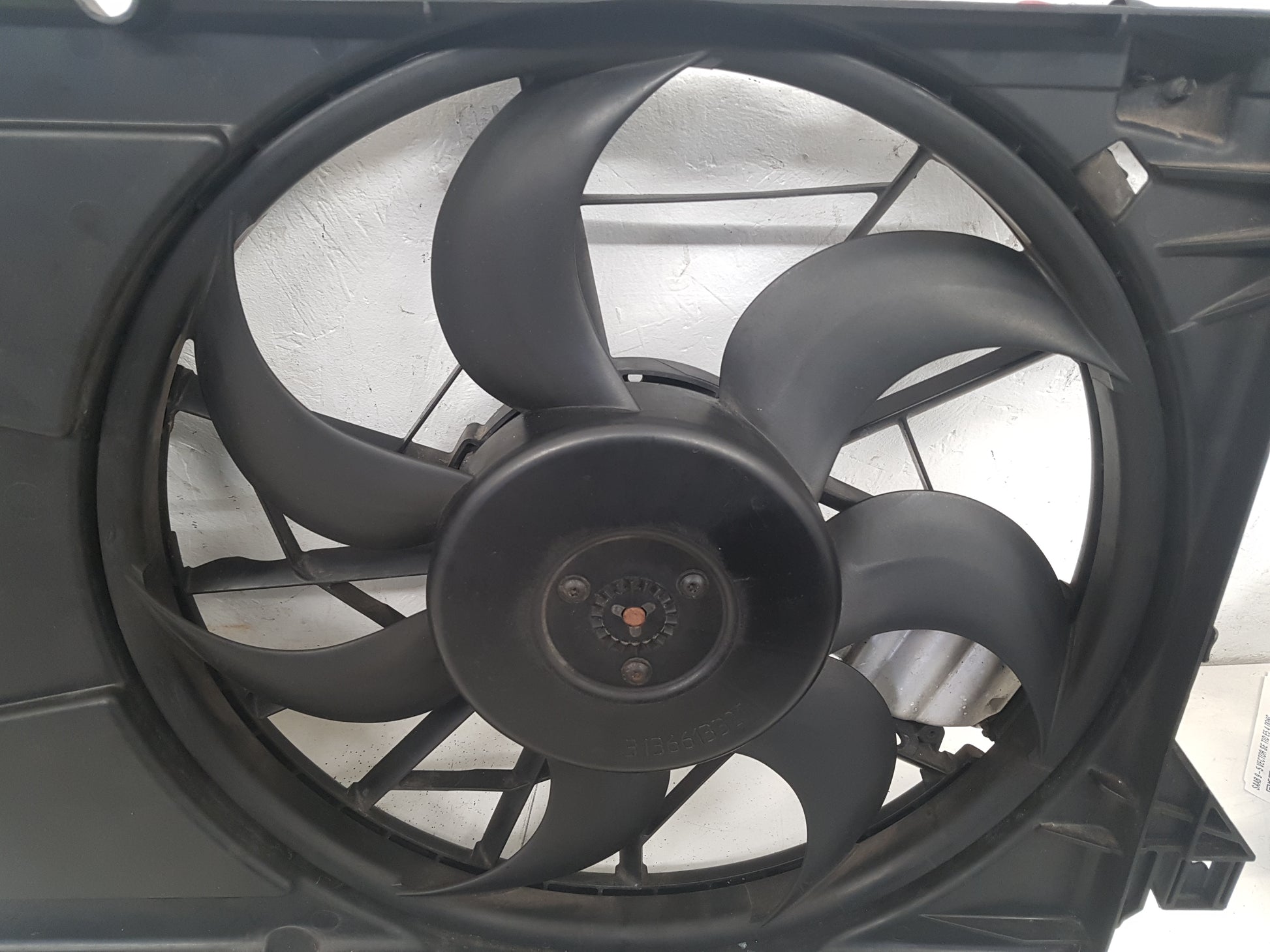 2008-2012 Volvo S40 Radiator Fan and Cowling 3135103743