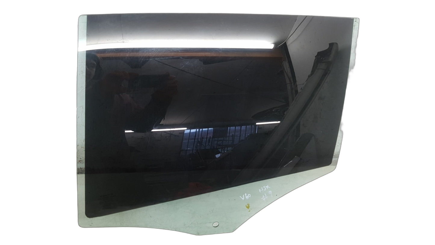 2011-2014 Volvo V60 Estate Left Rear Door Window 31385420