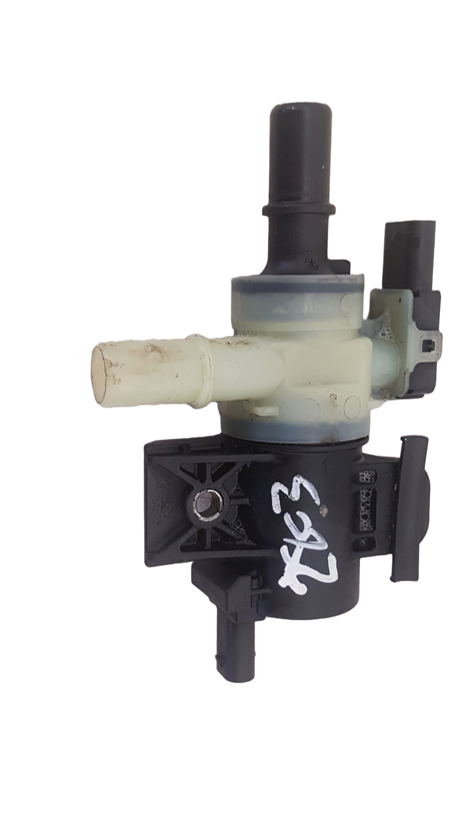 2016-2023 Volvo XC90 T8 Hybrid Evaporation Solenoid Valve 32139918