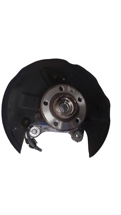 2017-2025 Volvo XC40 536 Left Front Hub Assembly 32221856