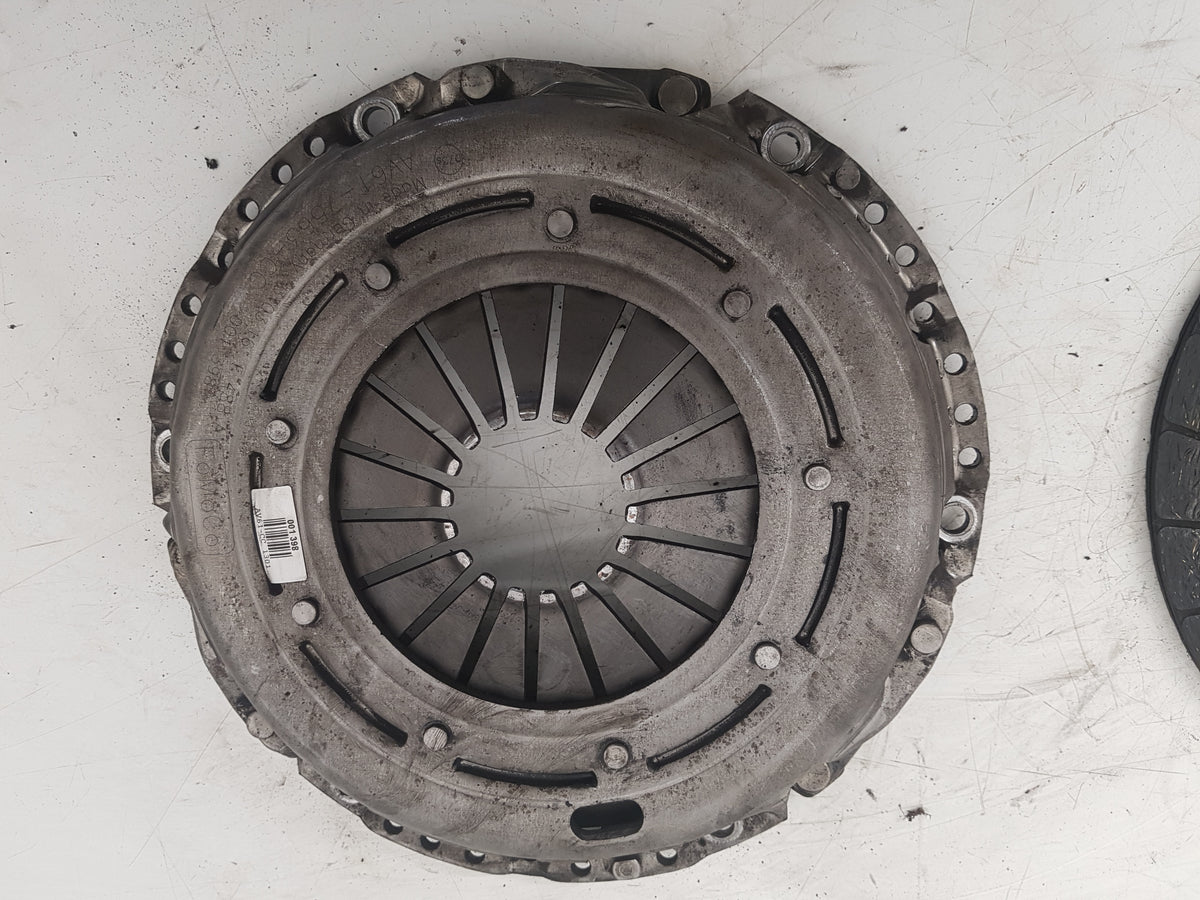 2010-2012 Volvo S40 Clutch Kit D4162T AV61-7550-C1B