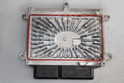 2007-2014 Volvo C30 V50 C70 2.4 Petrol Engine ECU 30729800