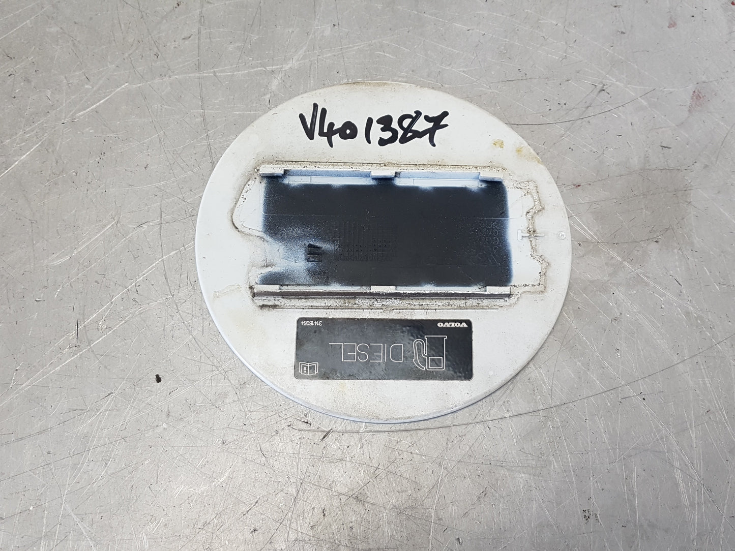 2012-2018 Volvo V40 Fuel Filler Door Ice White 614 31278863