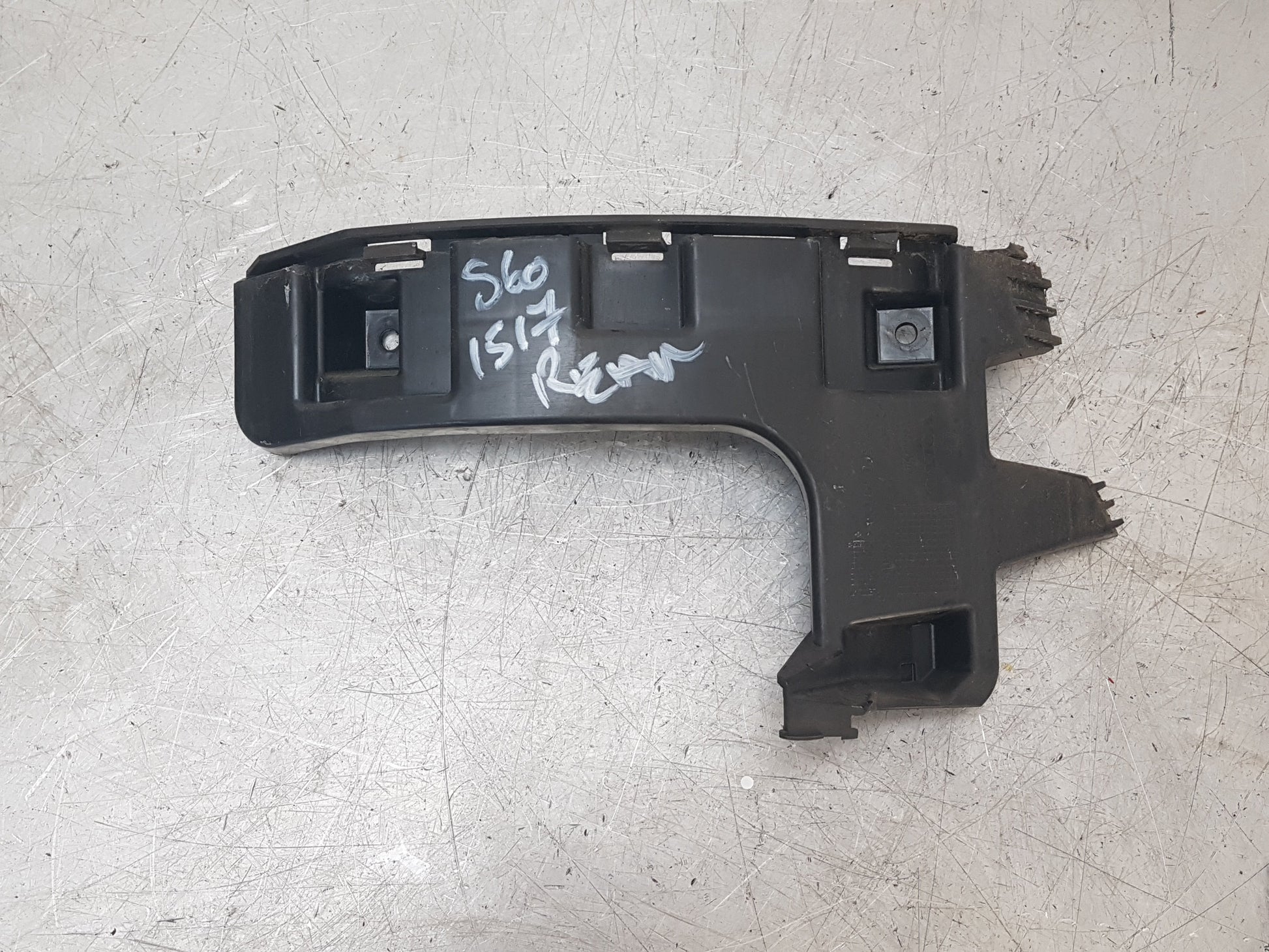 2010-2014 Volvo S60 Rear Upper Bumper Bracket Passenger Side 30795054