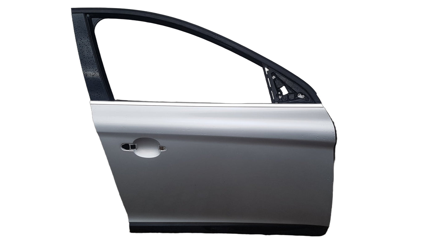 2008-2017 Volvo XC60 D5 Right Front Driver Door Silver 1213077