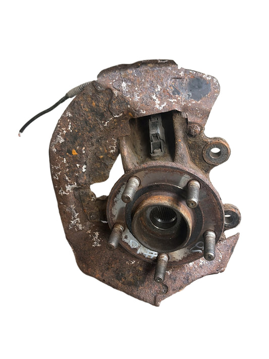 2006-2013 Volvo C70 II Front Right ABS Hub 1006701 — Genuine Recycled Part