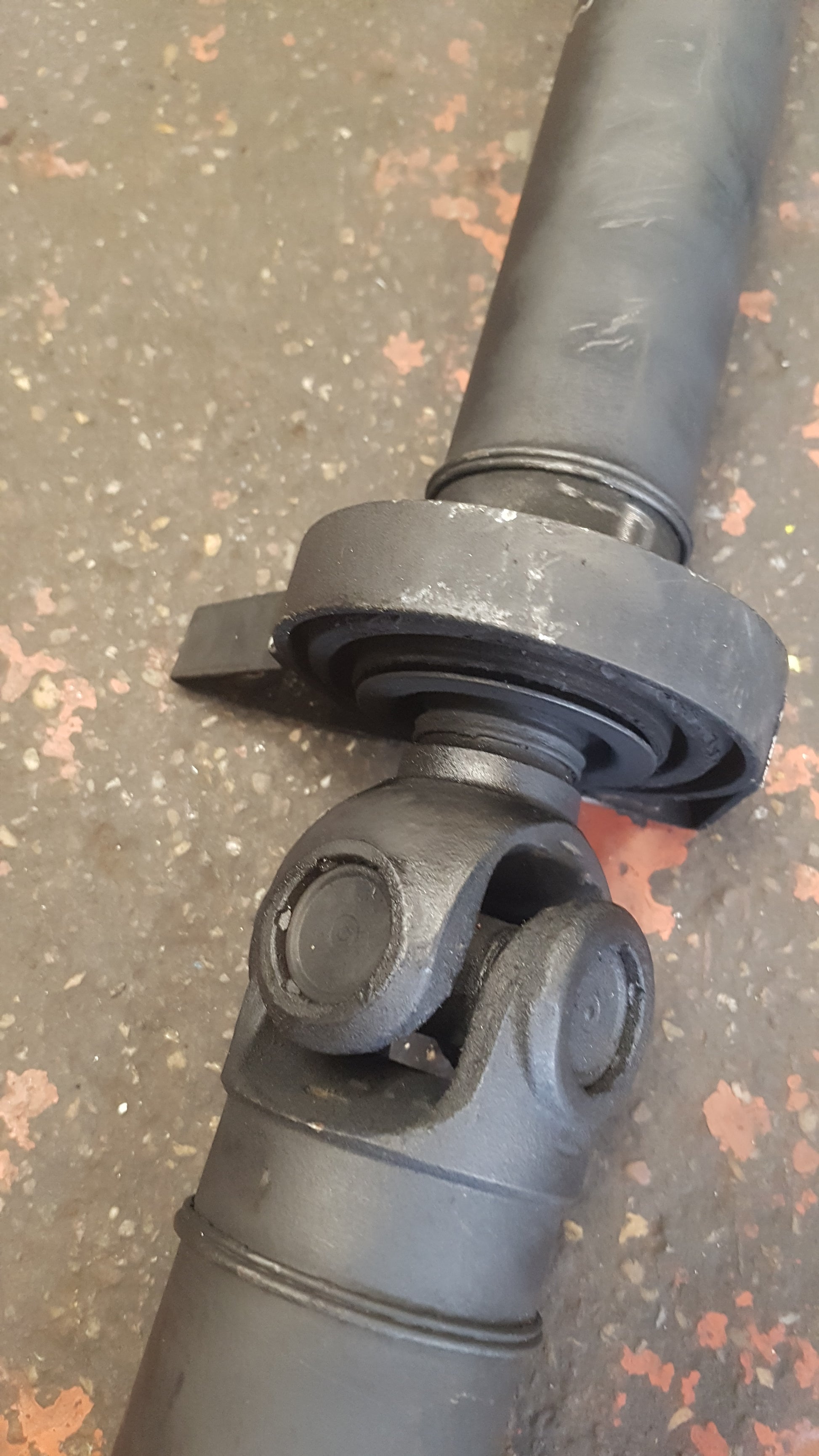 2003-2014 Volvo XC90 D5 Driveshaft Mid Shaft 359701