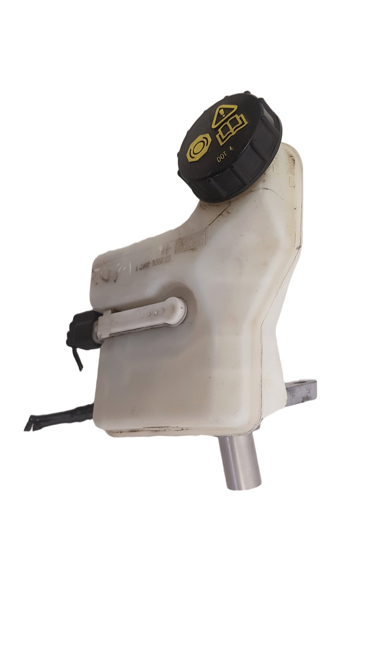 2010-2013 Volvo C30 Brake Master Cylinder and Fluid Reservoir CLASS 4