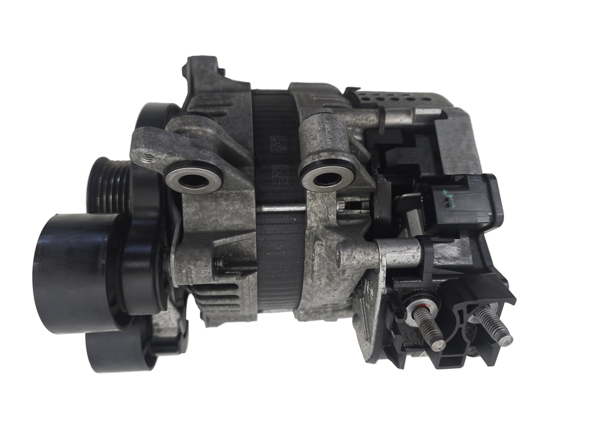 31652870 Volvo XC60 II B4 Mild Hybrid 48V ISAM Alternator 2017–2026 1969cc Diesel AWD — 0127813009
