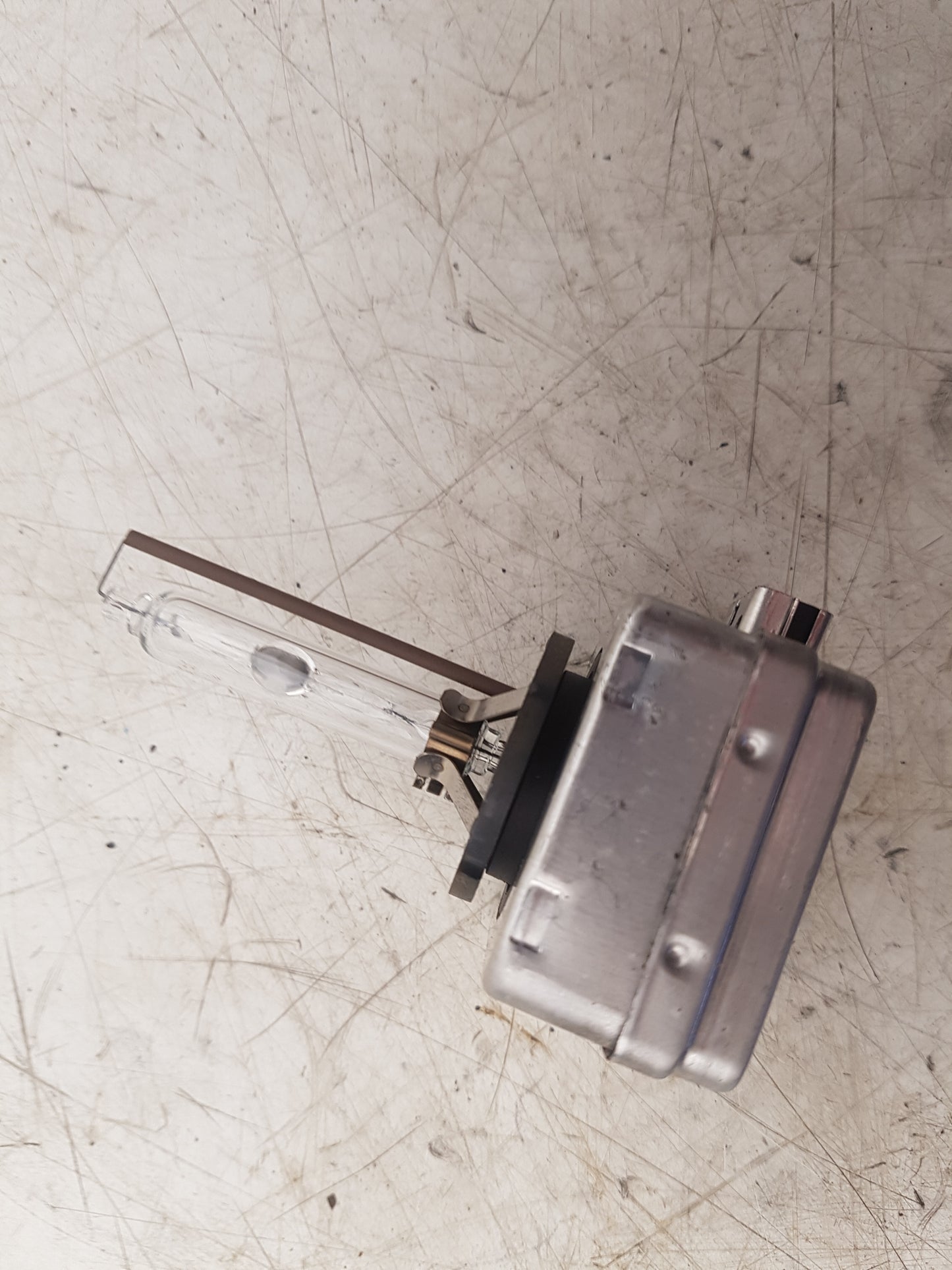 Volvo XC90 Xenon Bulb 9285 141 294 — photo 2