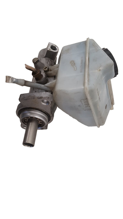 2006-2014 Volvo XC90 D5 Brake Master Cylinder 36002376