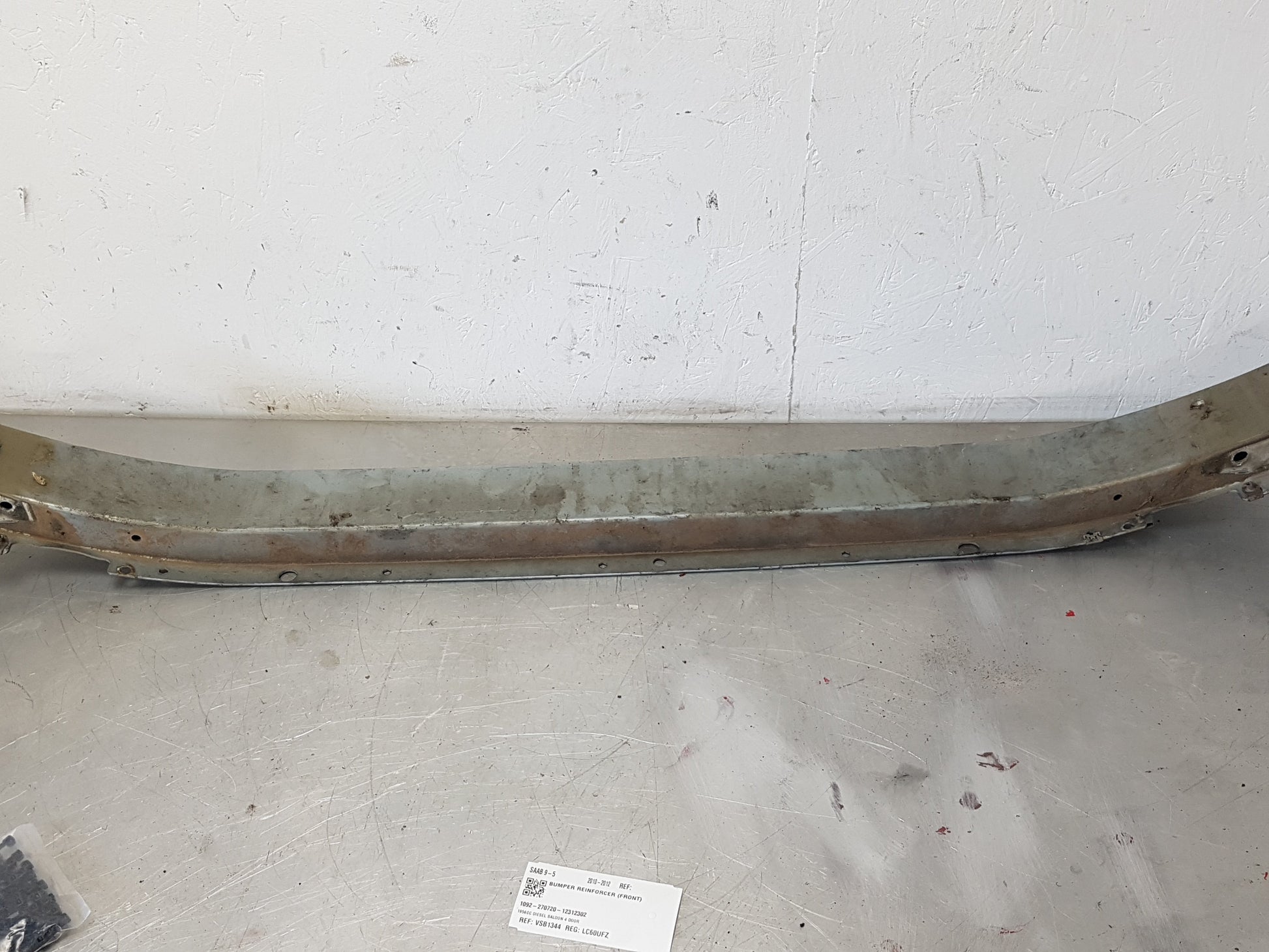 2010-2012 Saab 9-5 NG Front Bumper Bar Reinforcement Crash Bar 13235552